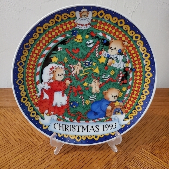 Vintage 1993 Luy & Me Bears Decorating Christmas Tree Plate - Picture 2 of 6